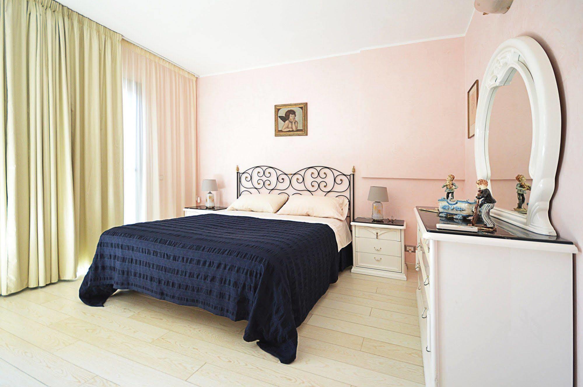 Mar Dei Poeti - Luxury Suites Torre Archirafi Ngoại thất bức ảnh